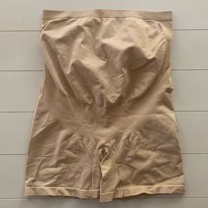 Belly Bandit maternity support shorts